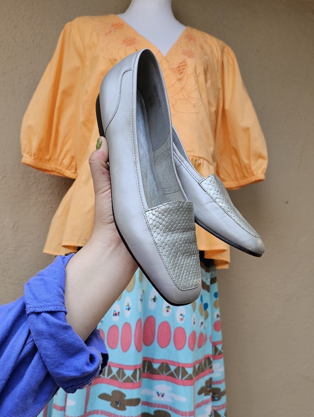 Enzo Angiolini Mirror Ball Silver Leather Flats Sz 8.5